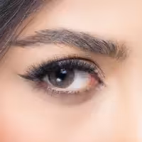 لنز چشم رویال ویژن رنگ قهوه ای شکلاتی دوردار