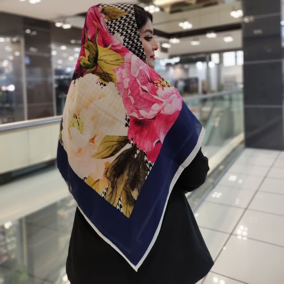 روسری مجلسی گلدار پیچازی روسری گل درشت