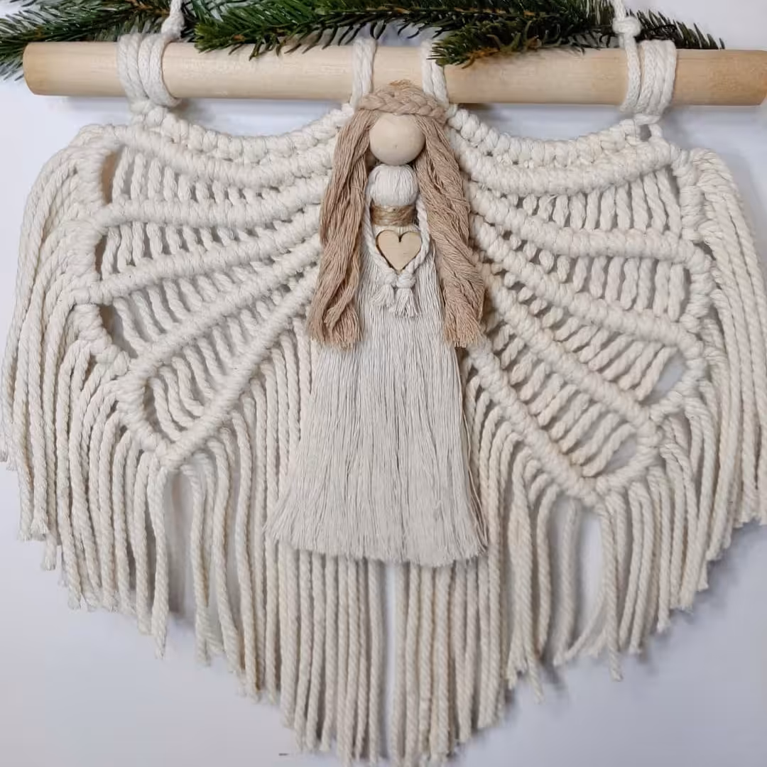 فرشته بالدار مکرومه بافی سپید 