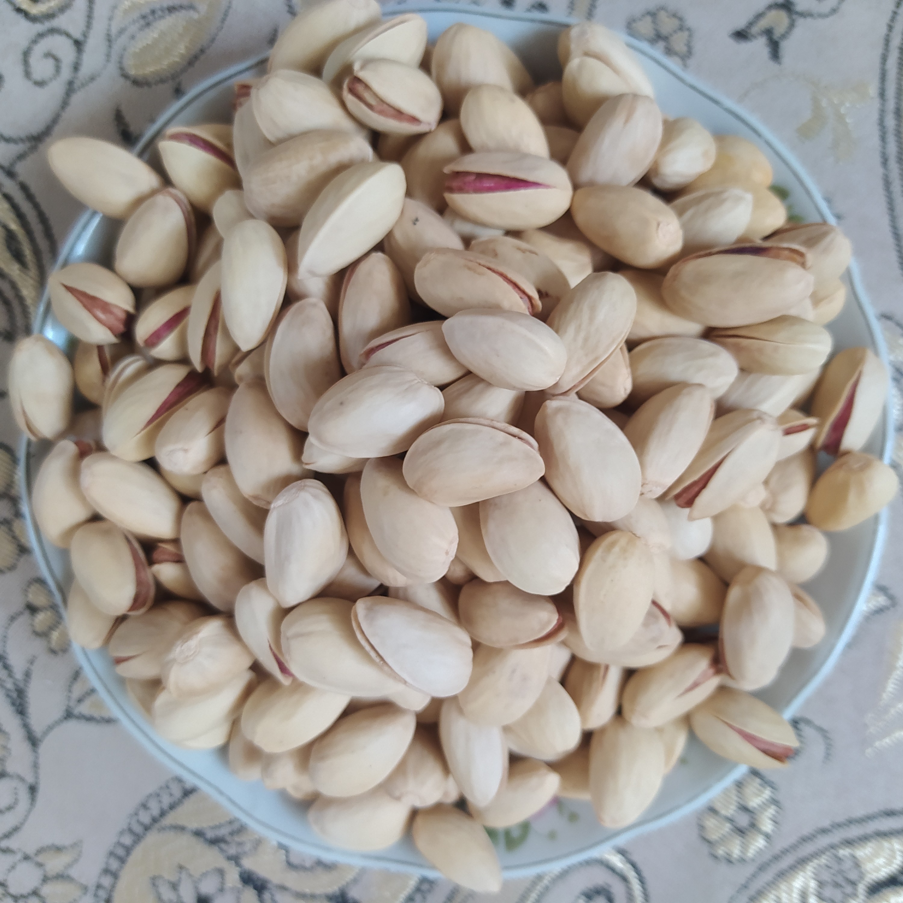 پسته خام 800گرمی