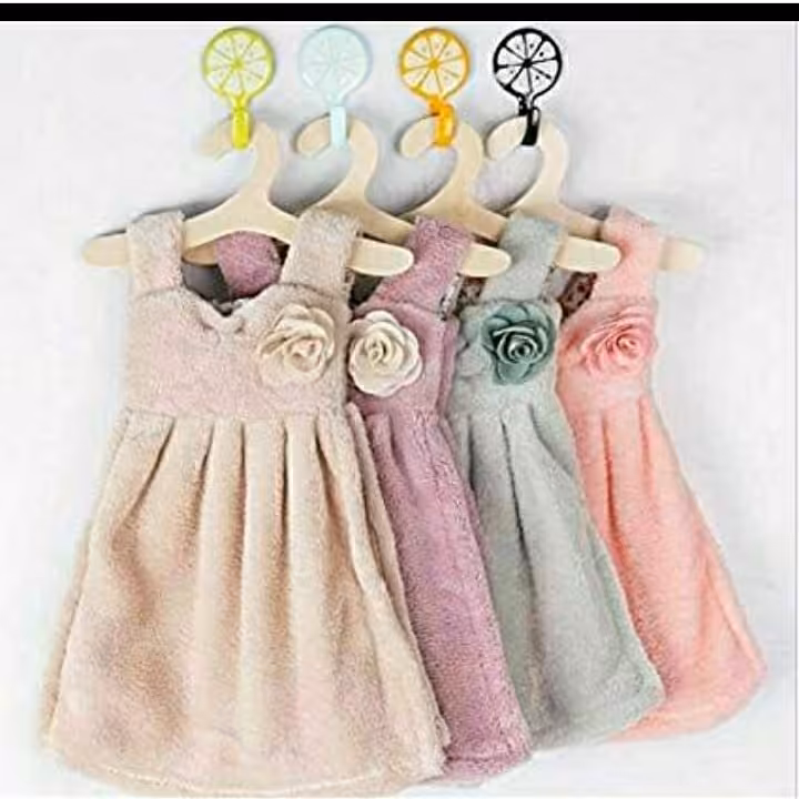 دستمال اشپزخانه حوله ای دولایه طرح لباس 