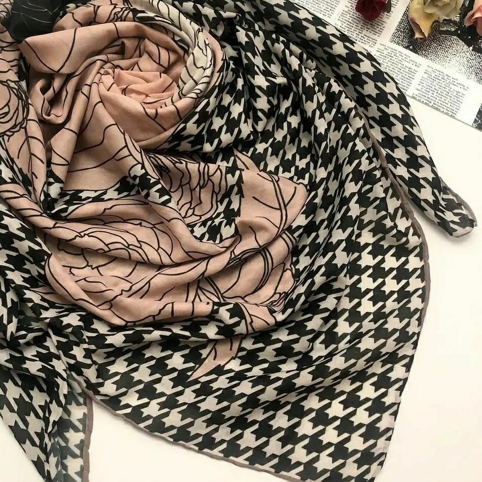 روسری ارزان سوپر نخ نرم و لطیف قواره دار خنک سبک راحت قواره دار