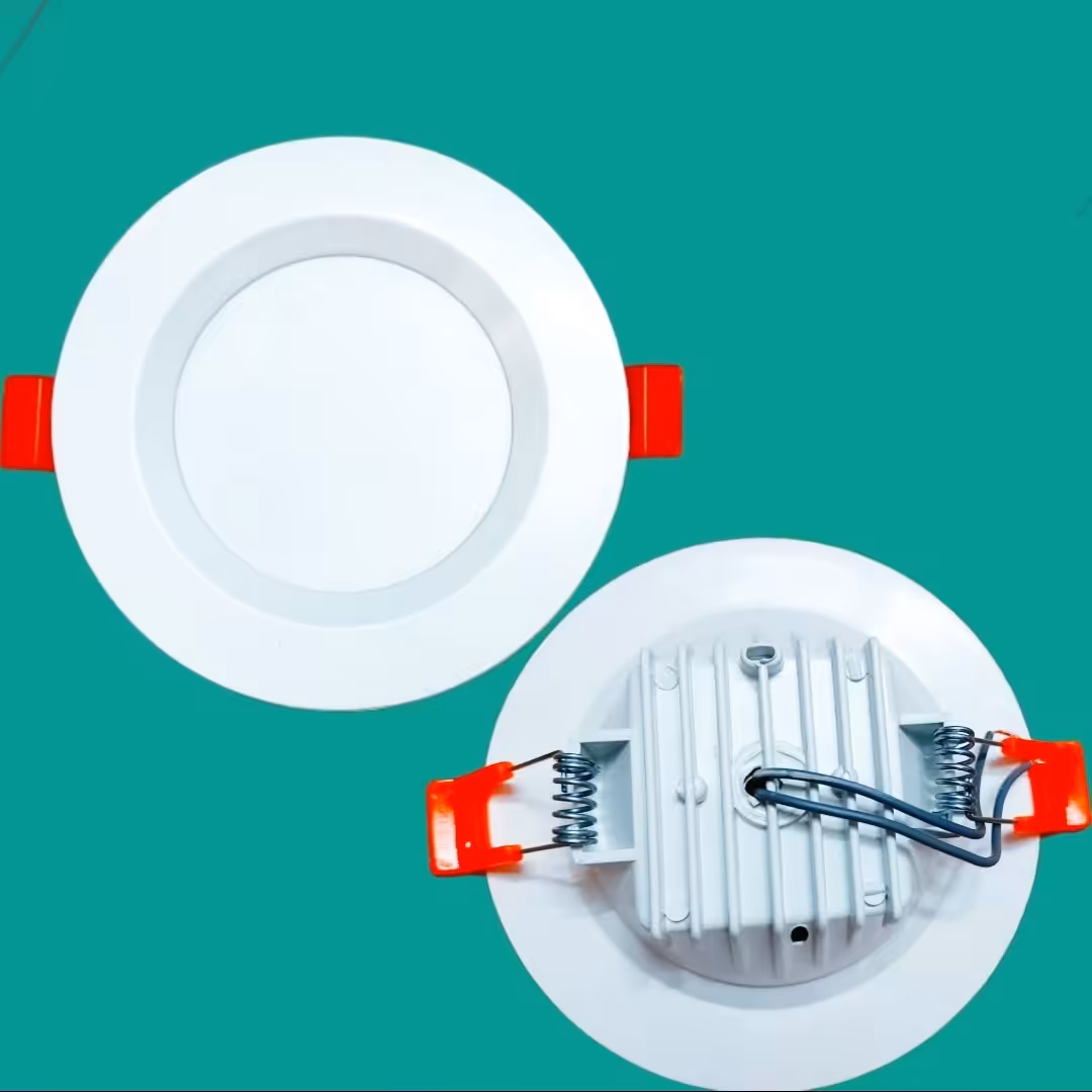  (پک 2 عددی)هالوژن بک لایت 7 وات 
تولید شده با مواد ABS 
تکنولوژیSMD