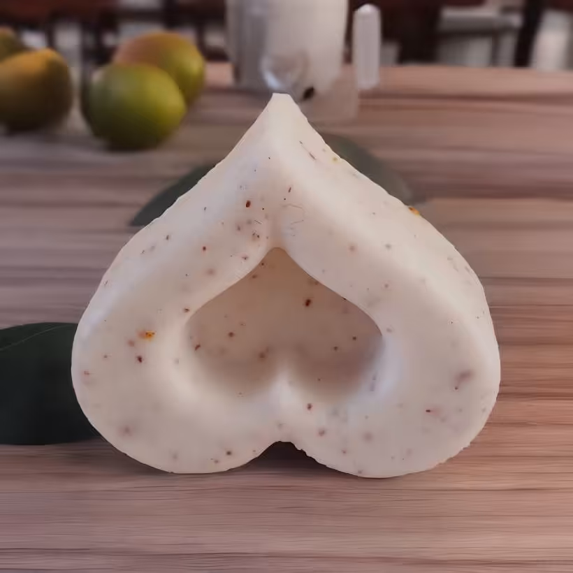 صابون شیر و بادام 