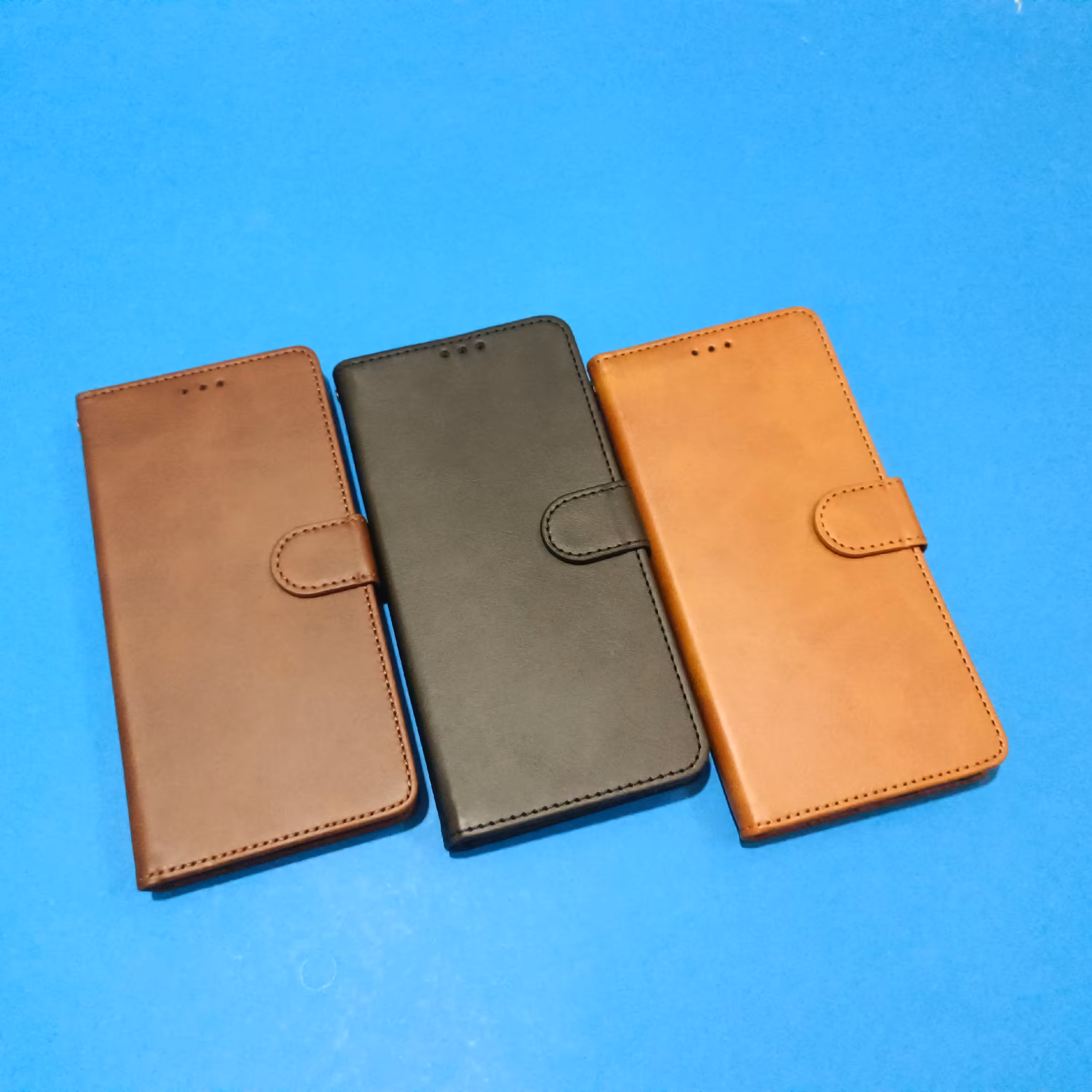 کیف کلاسوری چرمی اورجینال مگنتی جا کارتی دار مناسب برای گوشی سامسونگ J6+/J6plus