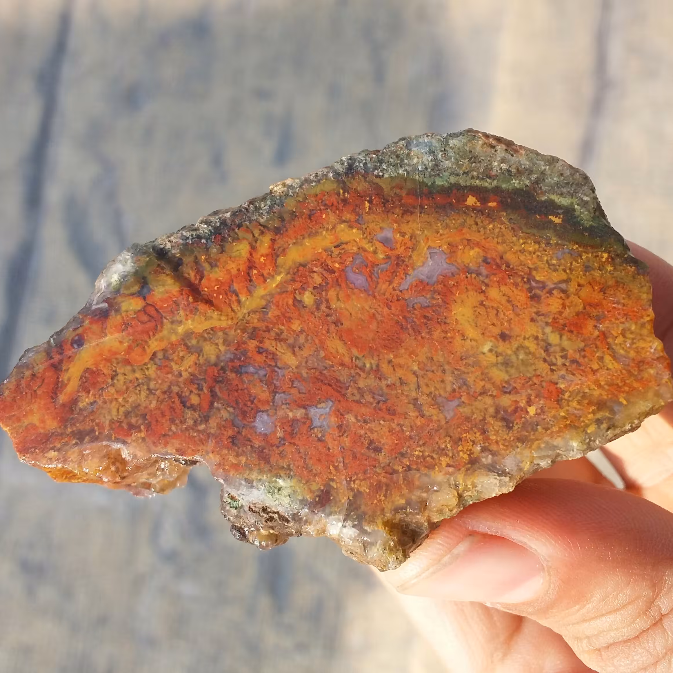 اسلایس سنگ راف عقیق منظره پاییزی بسیار دیدنی شاهکار خلقت کاملا طبیعی
با قابلیت ساخت چند نگین محشر کد 8894
