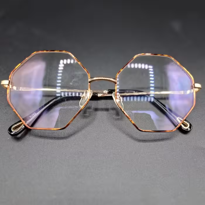 عینک آفتابی زنانه ومردانه مارک دیور(شیشه سفید)