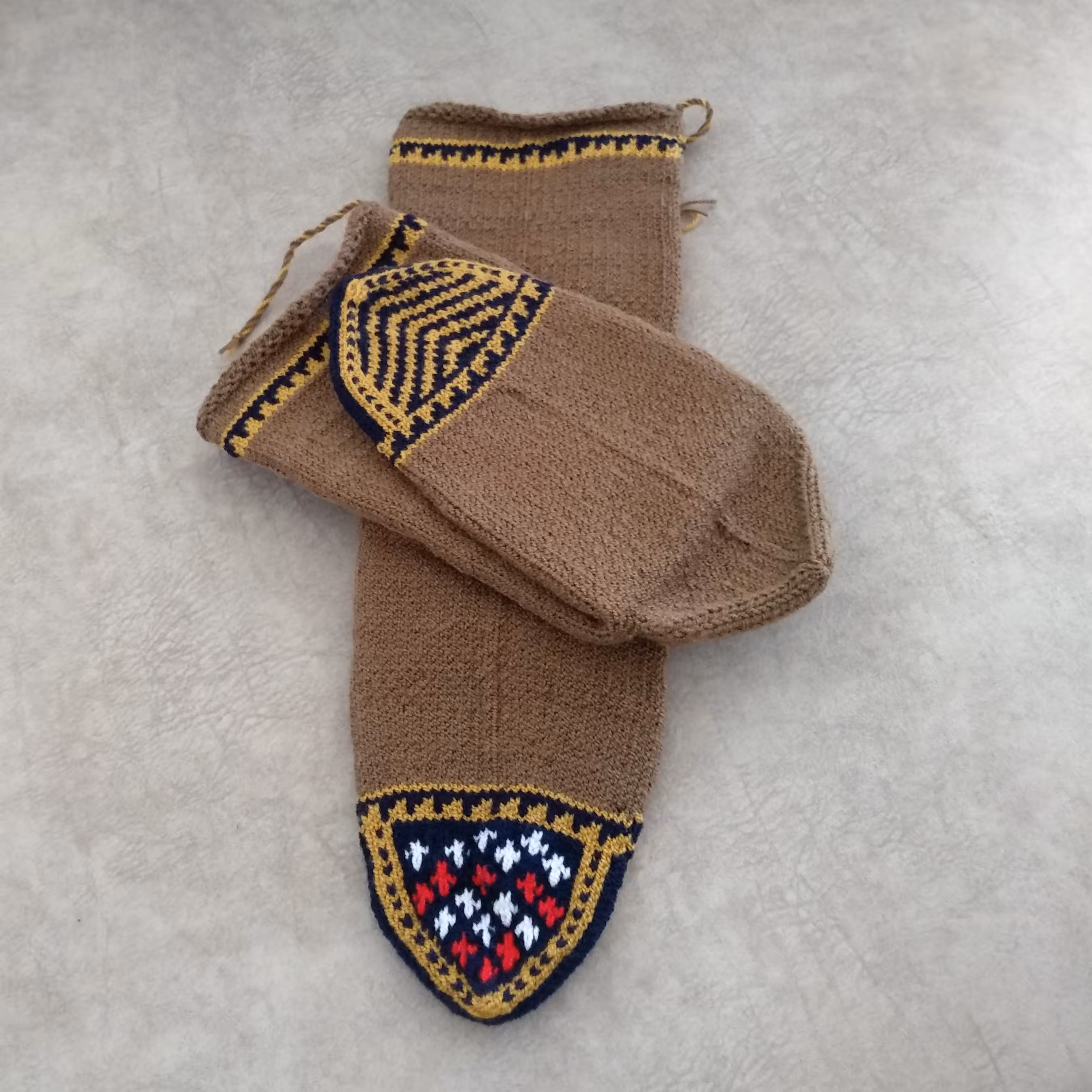 جوراب  زمستانی  دستبافت پنج میل مردانه و زنانه سایز 41تا 44