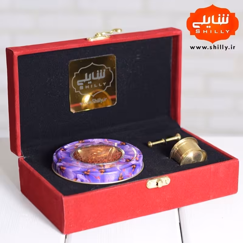 کادویی مخمل همراه باهاون نقلی حاوی یک مثقال زعفران 