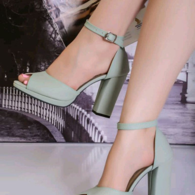 کفش لژدار پشت بسته