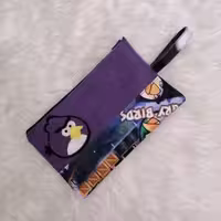 جامدادی افران کیف پول کیف آرایشی رنگ بنفش طرح انگری برد کیف لقمه