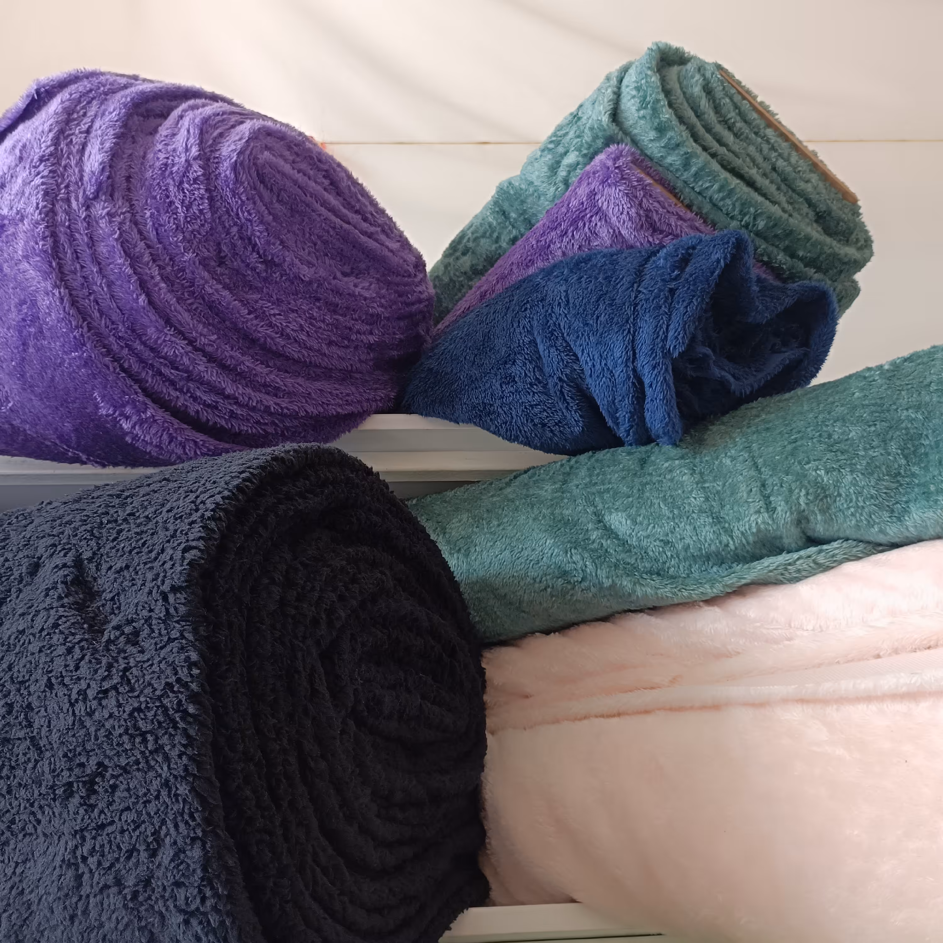 پارچه خز تدی خرگوشی تک رویه درجه یک عرض165سانت