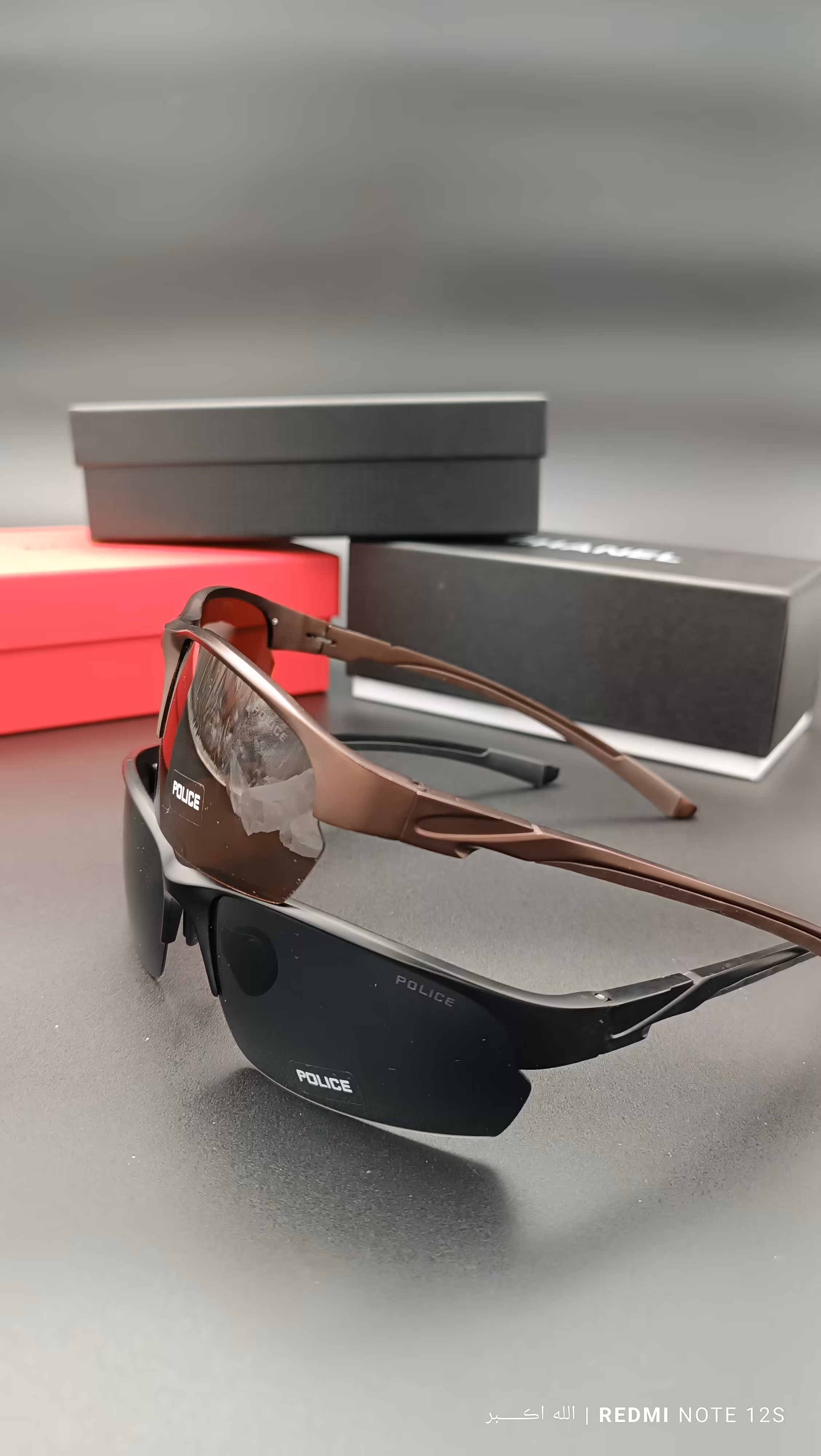 عینک آفتابی از برند پلیس کد 9450 مناسب آقایان