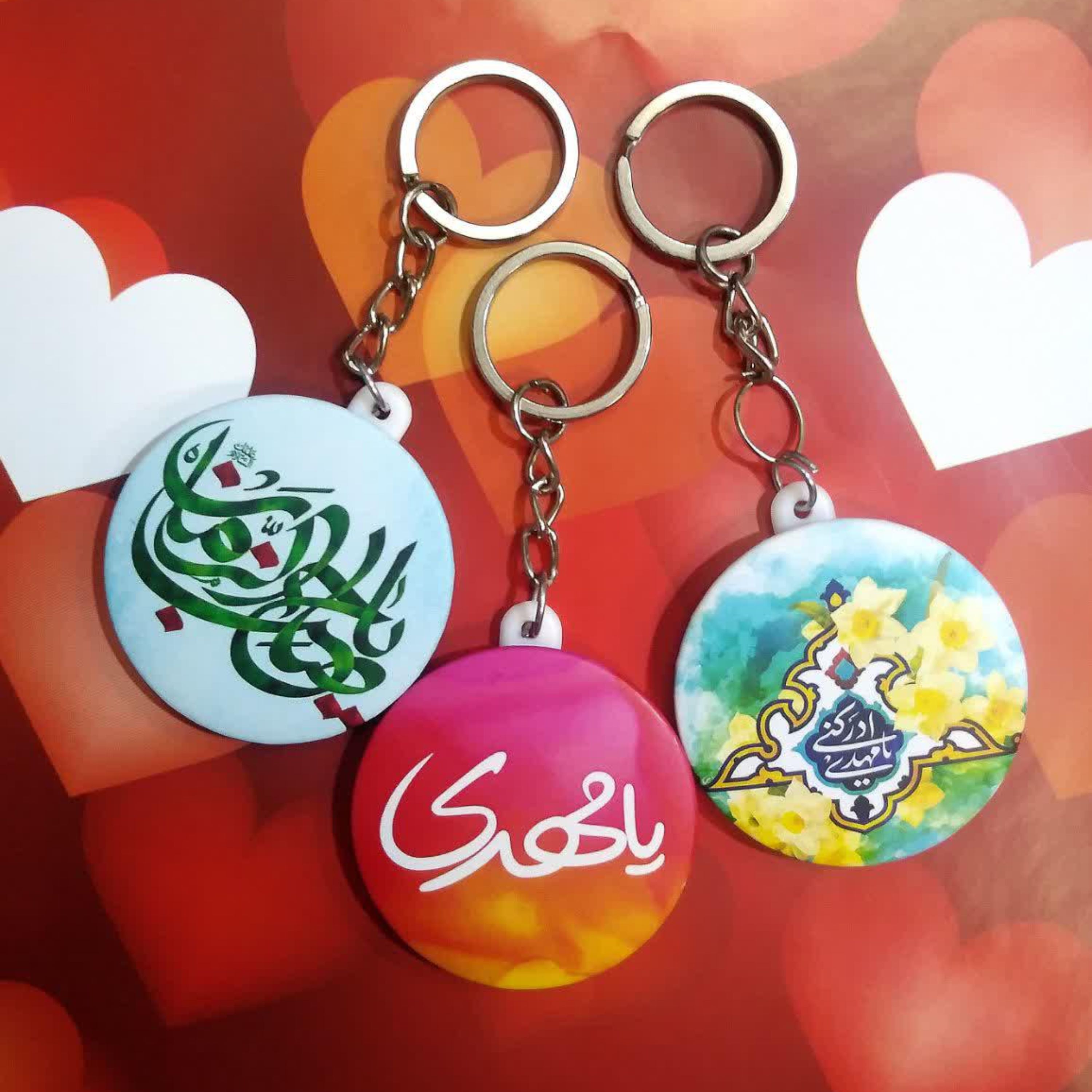 جاکلیدی مهدوی     از جنس پلاستیک با صفحه فلزی و زنجیر فلزی مناسب