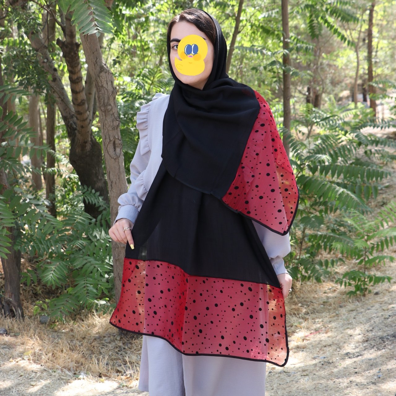 شال ساده مشکی نخی گیپور دار قواره دومتری 