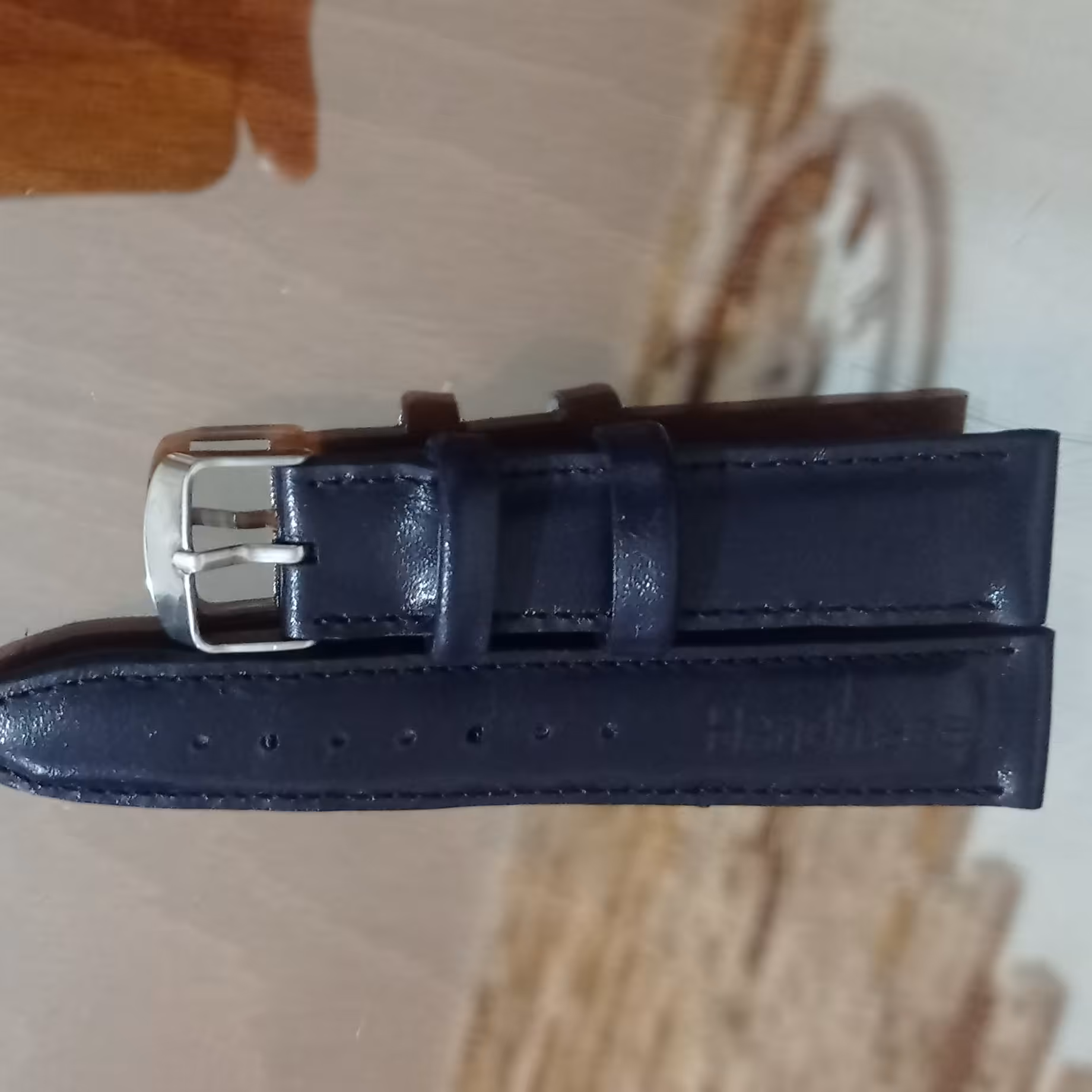 بند ساعت تهیه شده از چرم طبیعی گاو  سایز دو سانتی