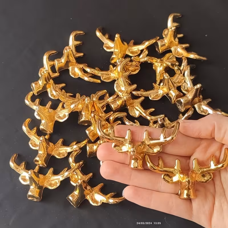 اکسسوری سر گوزن طلایی