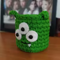 سبد تریکو مدل دایناسوری جامدادی