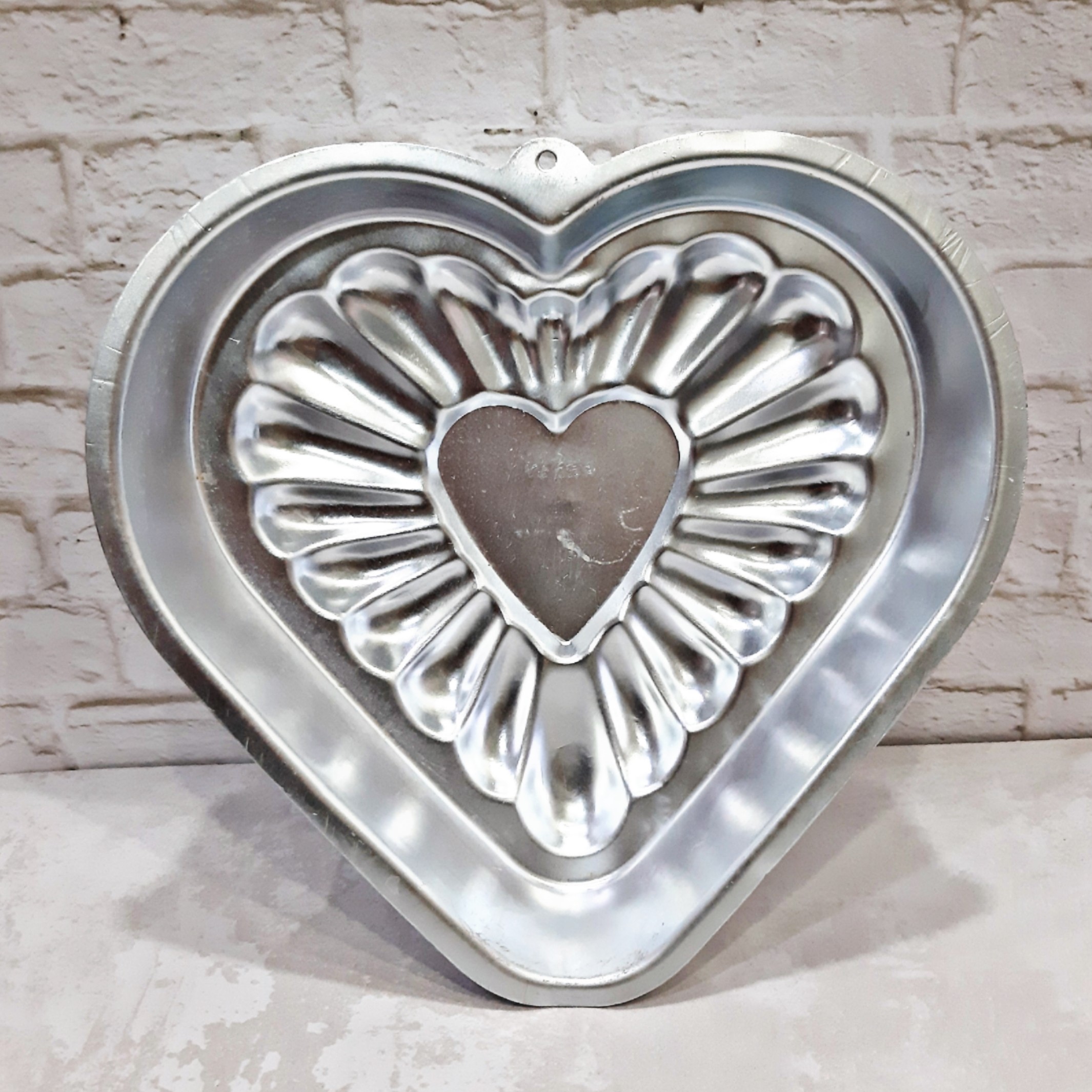 قالب کیک و ژله آلومینیوم طرح قلب برجسته 24 سانتی