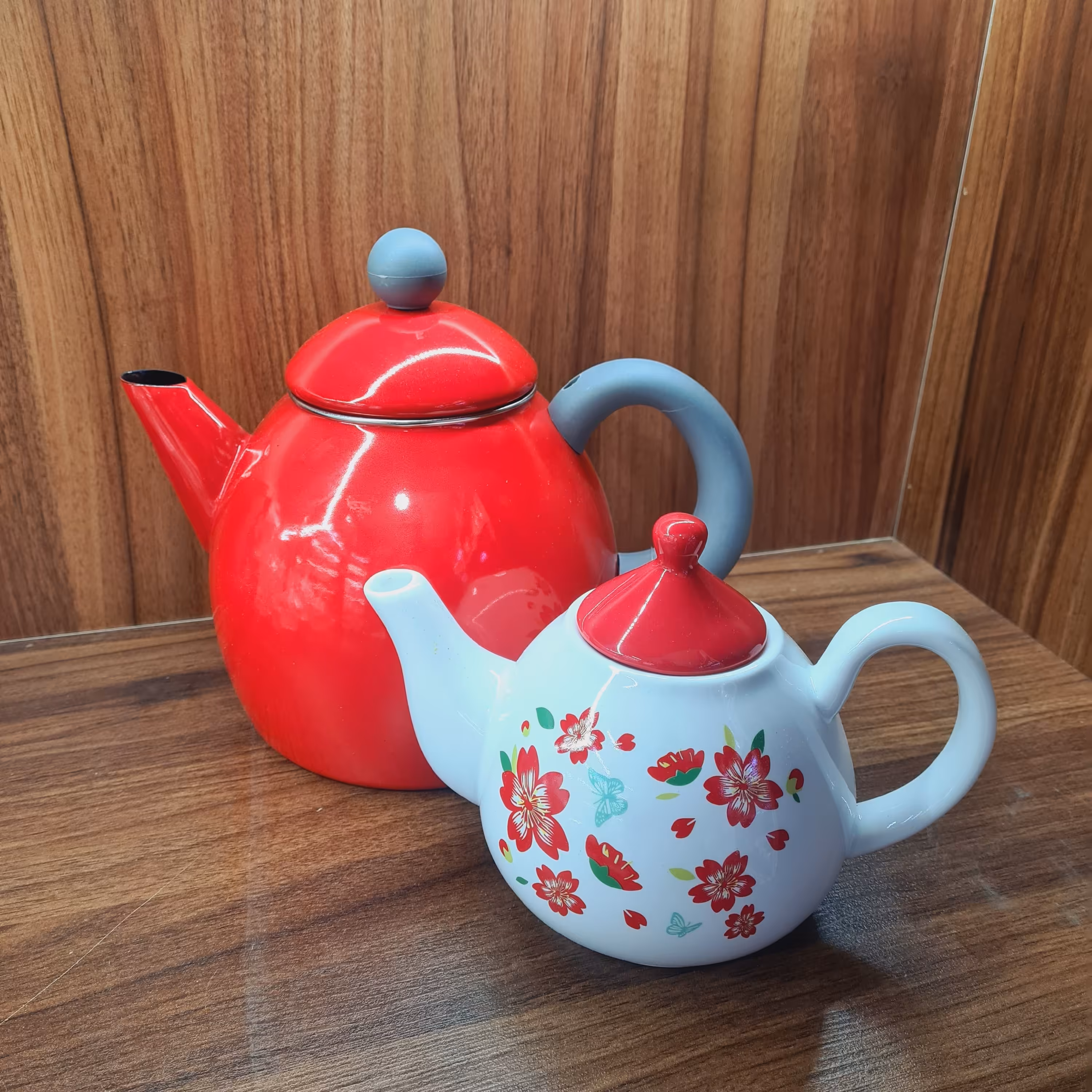 کتری و قوری لعابی تایلندی با قوری چینی درجه یک ( چایساز ، کتری برقی ، سماور برقی