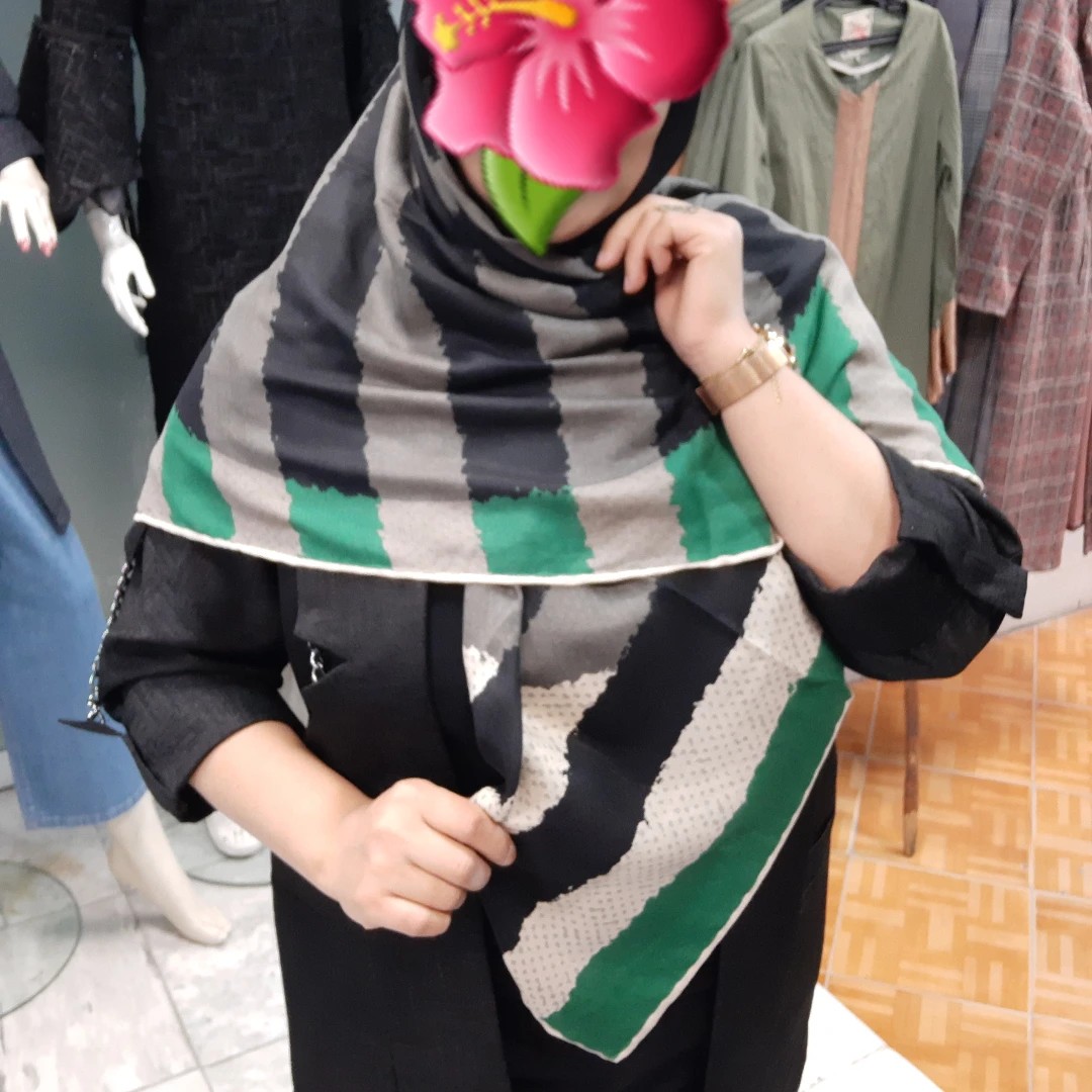 روسری کوتاه