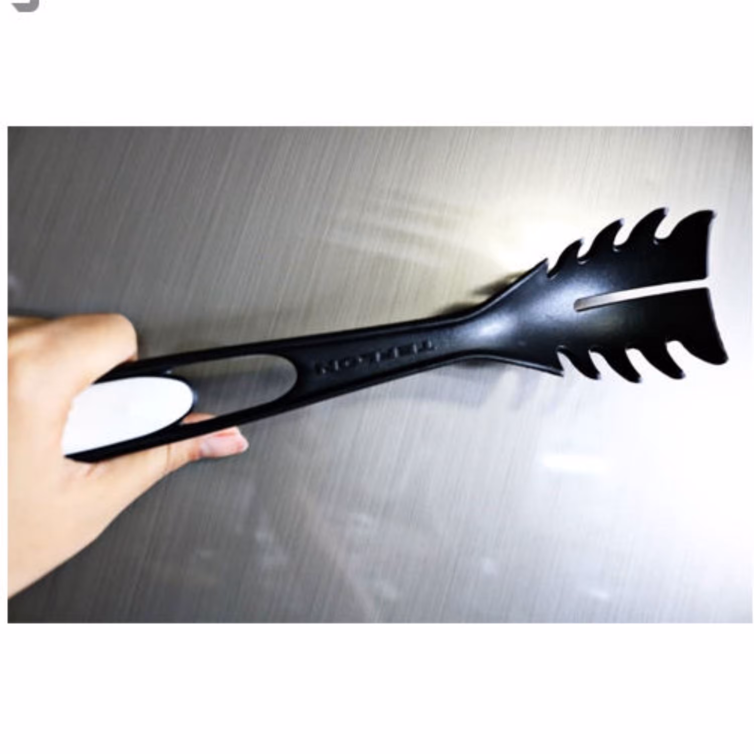 چنگال اسپاگتی