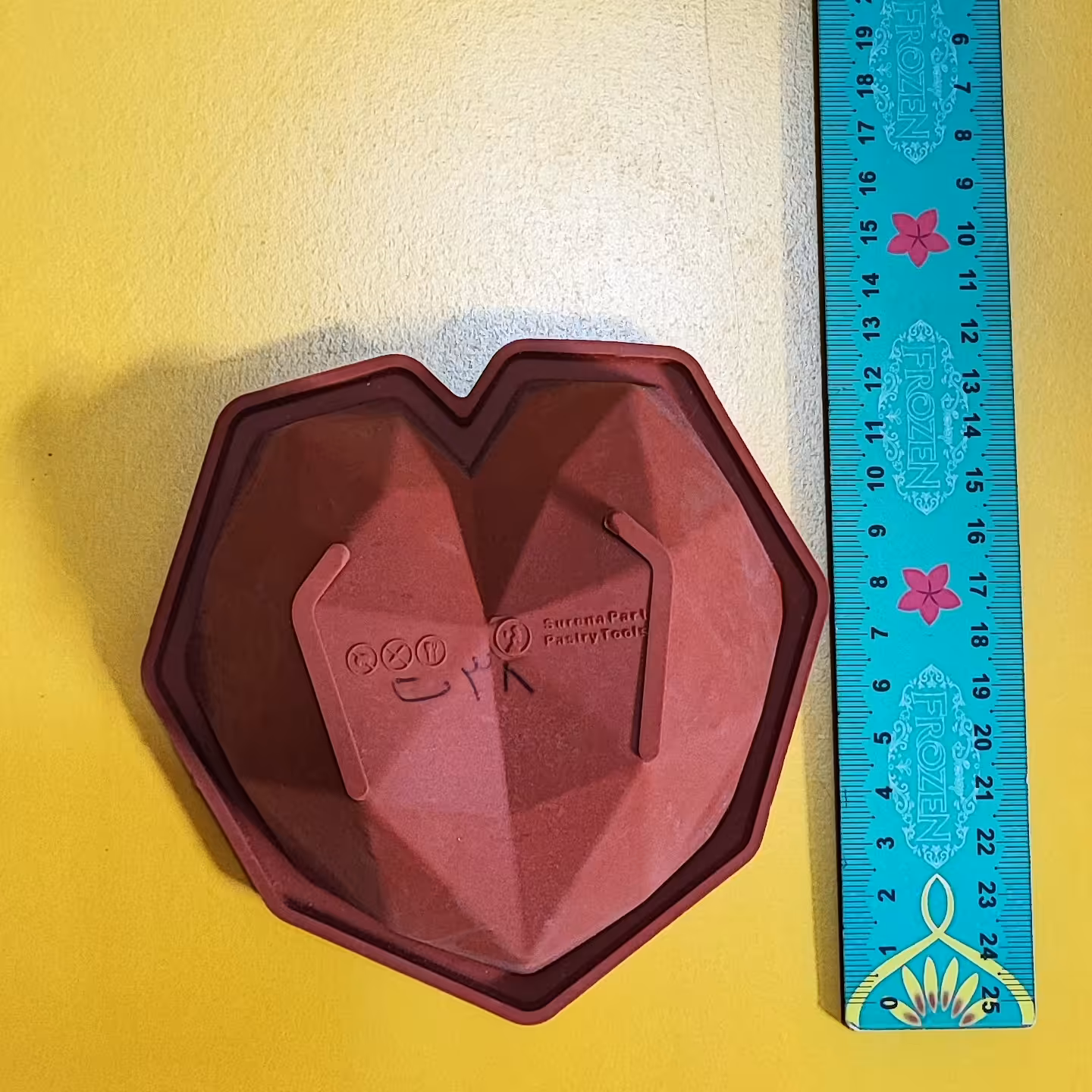 قالب سیلیکونی قلب  سوپرایز12سانتی