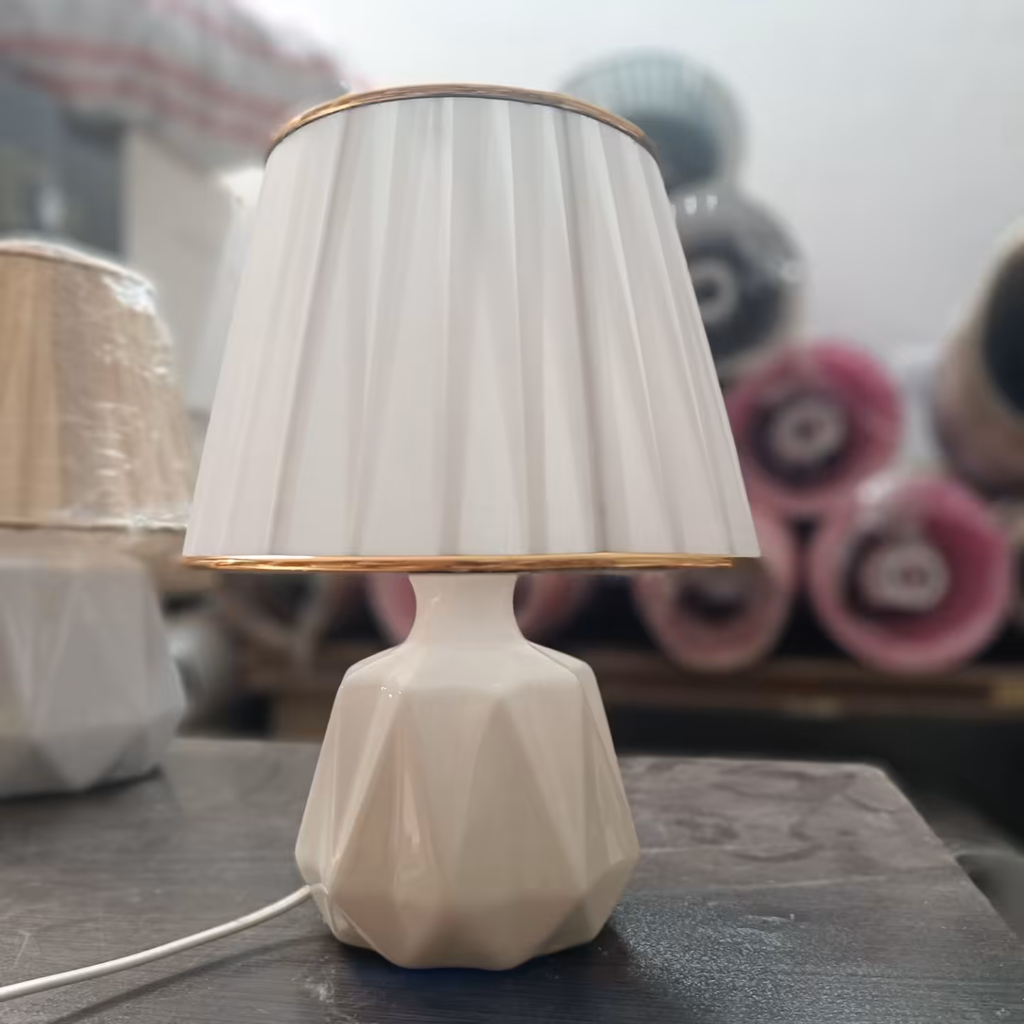 آباژور  آناناس کوچک  A0018