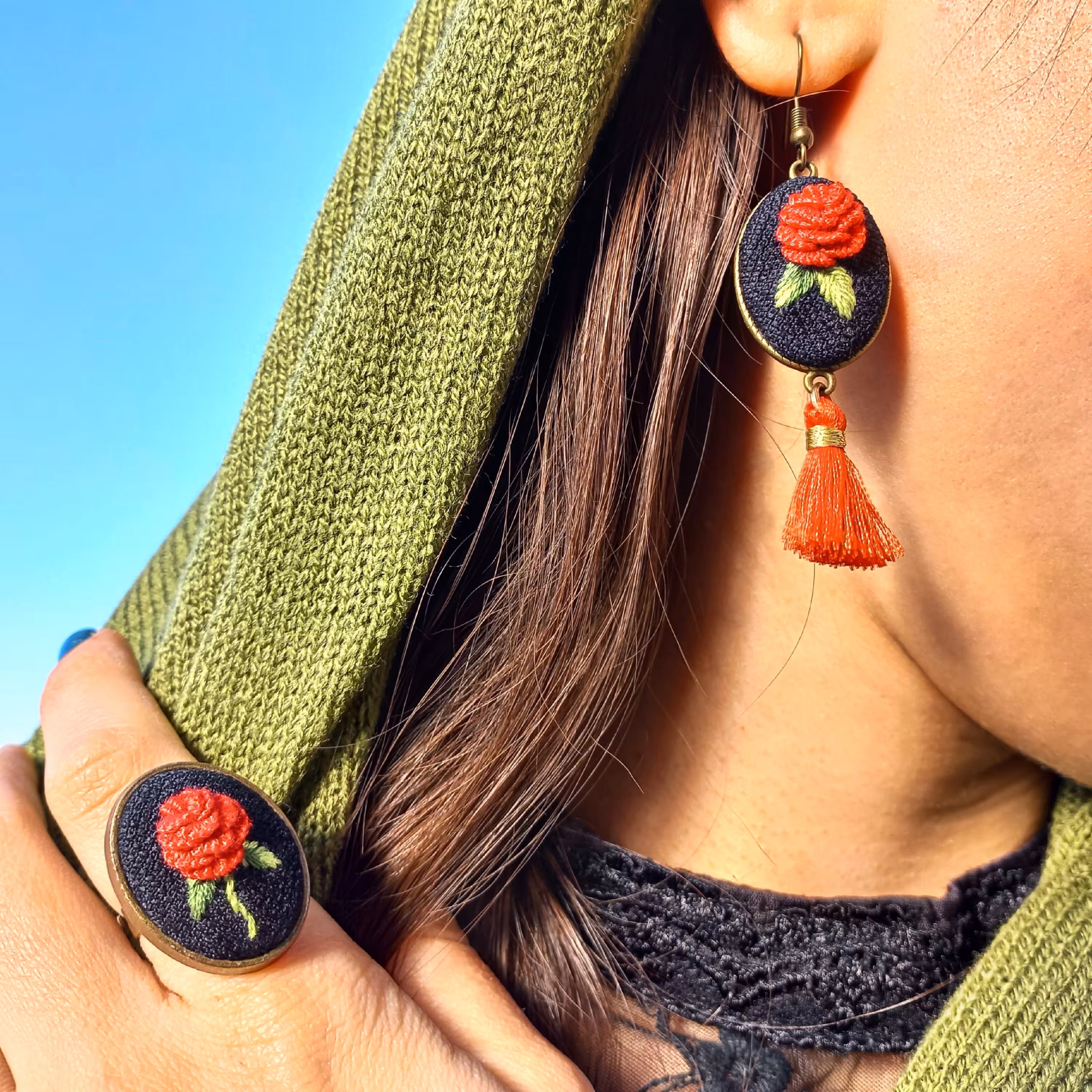 ست کامل زیورآلات شامل گردنبند،دستبند،انگشتر،گوشواره