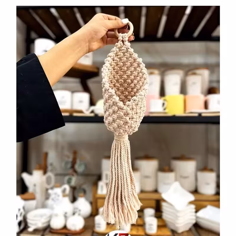 آویز مکرومه