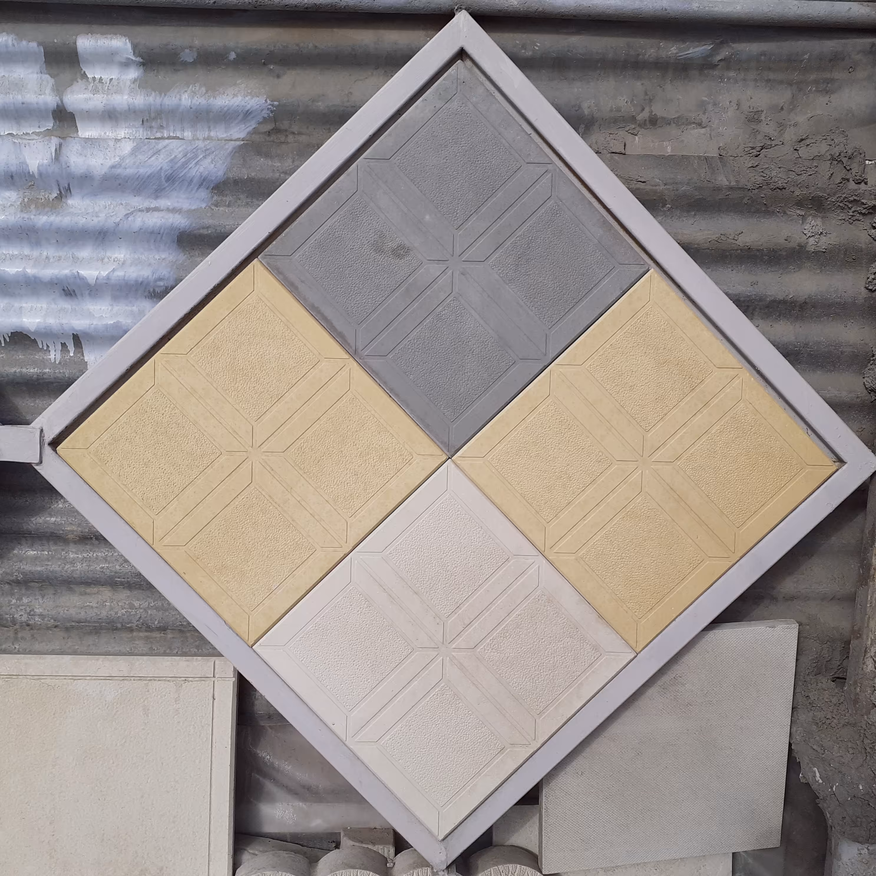 موزاییک پلیمری طرح شبستان - سایز 40-40 سانتیمتر مربع - هزینه به ازای هر دونه می باشد. (پس کرایه)