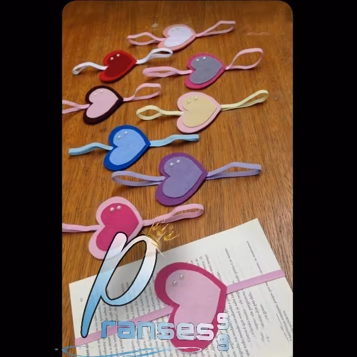 نشان گر کتاب و قرآن مدل قلب