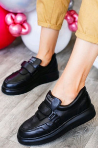 کفش کتانی زنانه