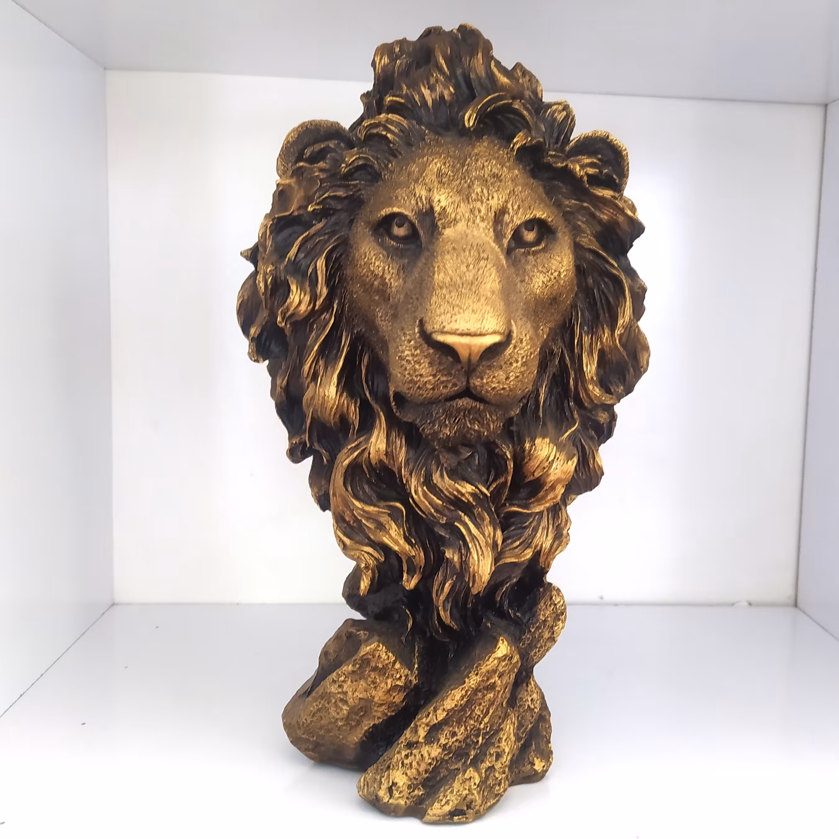 مجسمه دکوری رخ شیر