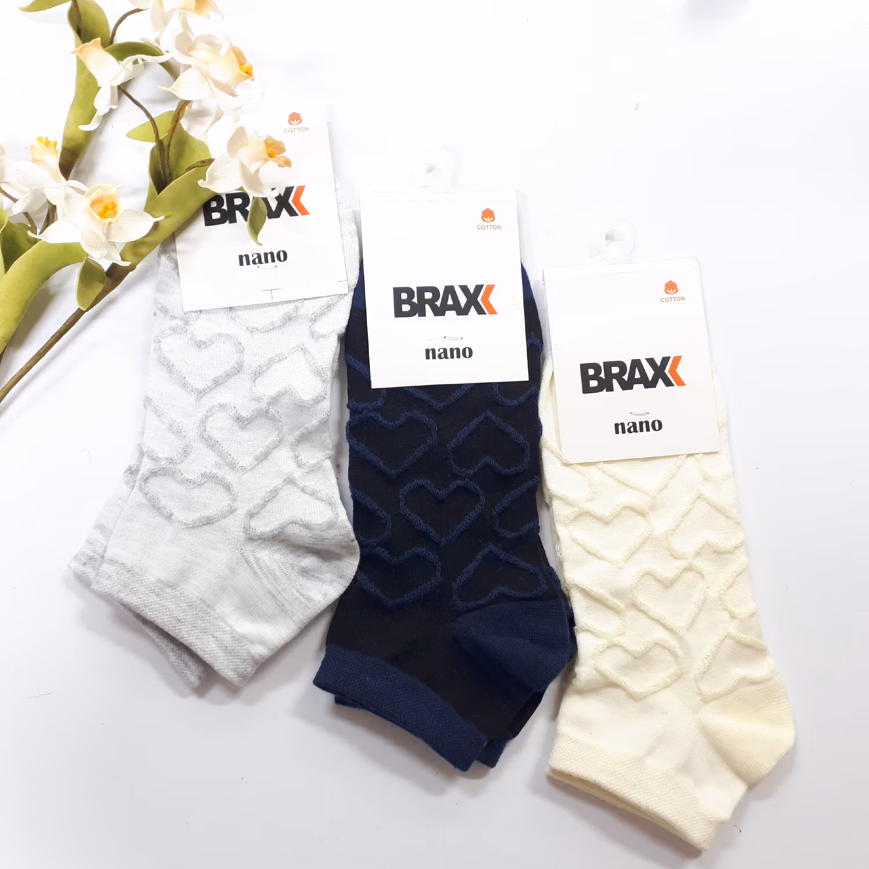 جوراب ساق کوتاه طرحدار در چند رنگ مختلف