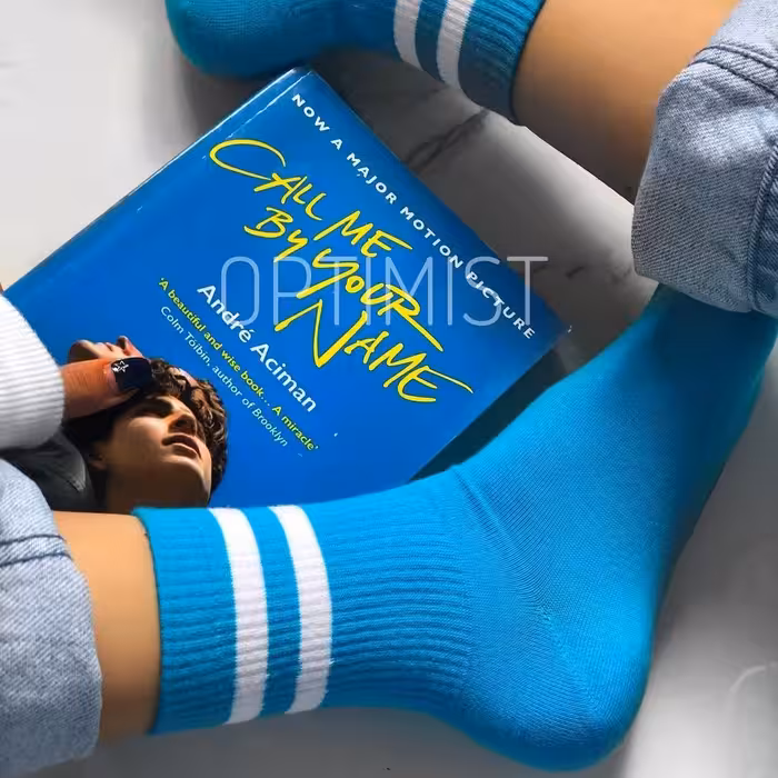 جوراب دوخط زمینه آبی آسمونی نیم ساق نخ پنبه