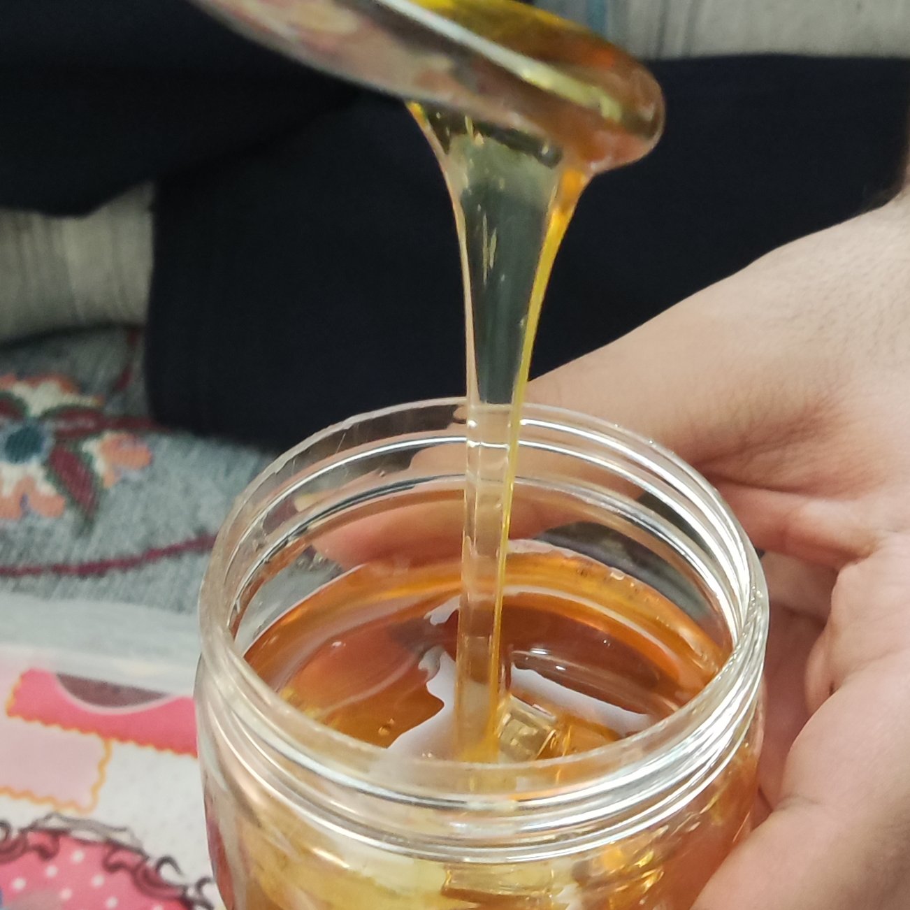 عسل طبیعی گون نیم کیلو 