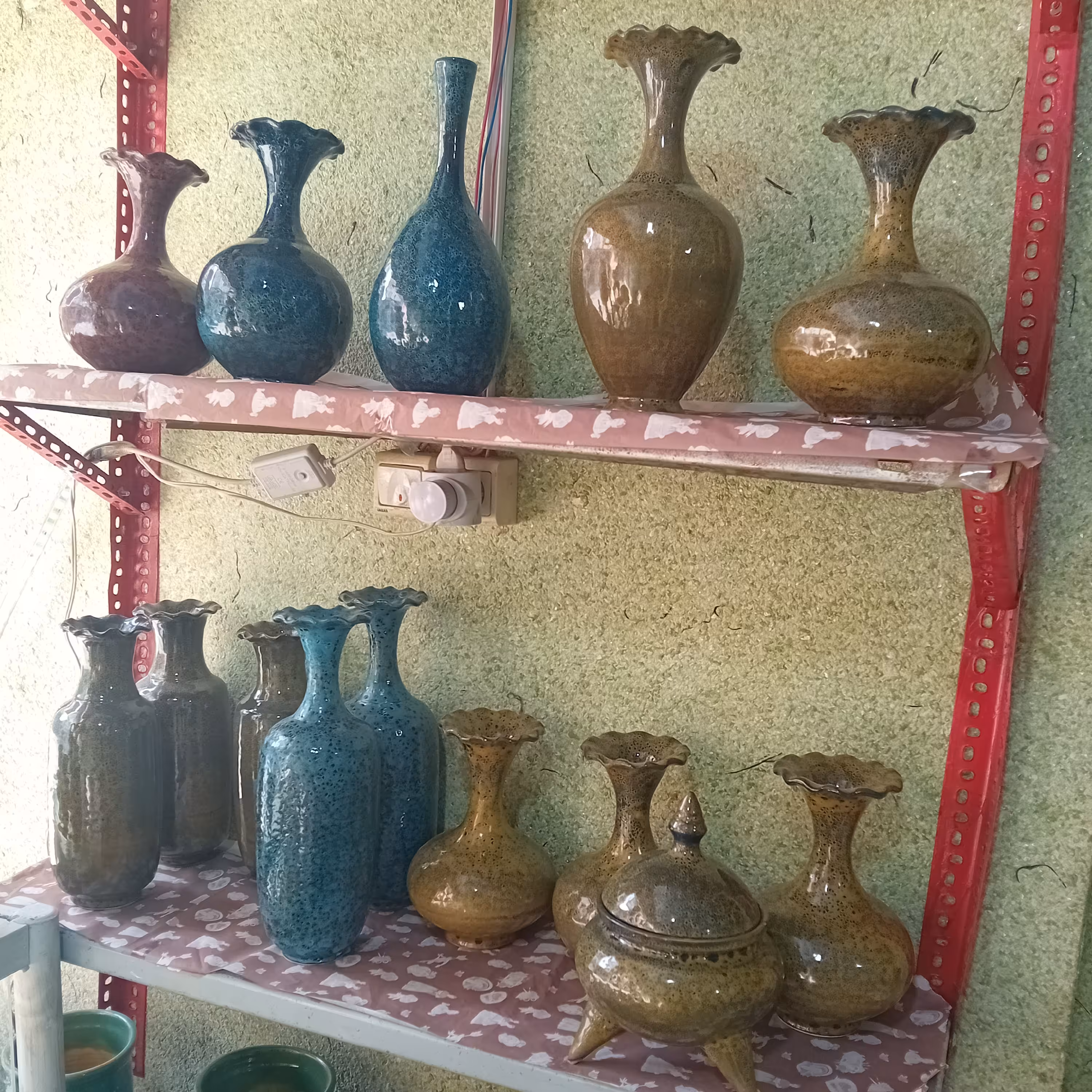 گلدان سفالی