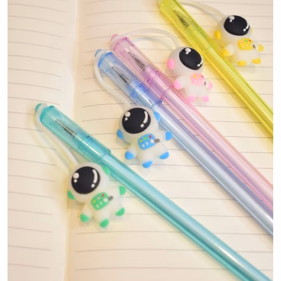 لوازم تحریر فانتزی روان نویس آویز دار فضانورد جوهر آبی 