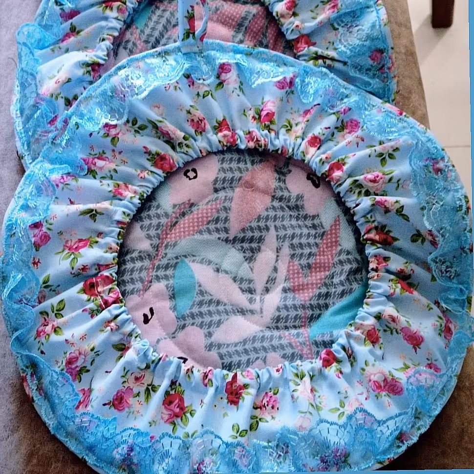 دم کنی سایز بزرگ متوسط و کوچک مجموعه سه عددی. با پارچه مشابه