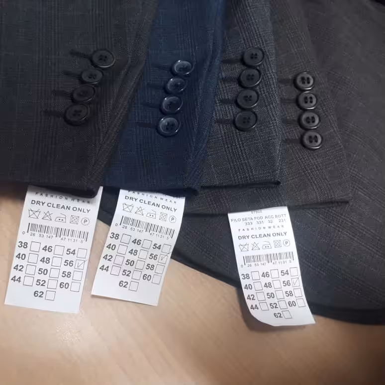 کت وشلوار چهار خانه