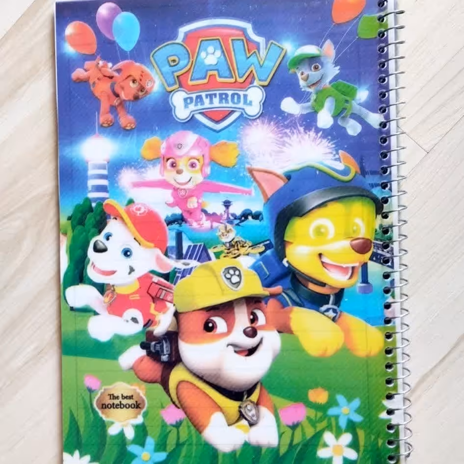 دفتر50 برگ سیمی خط دار کد 04ـ50 طرح سگ های نگهبان