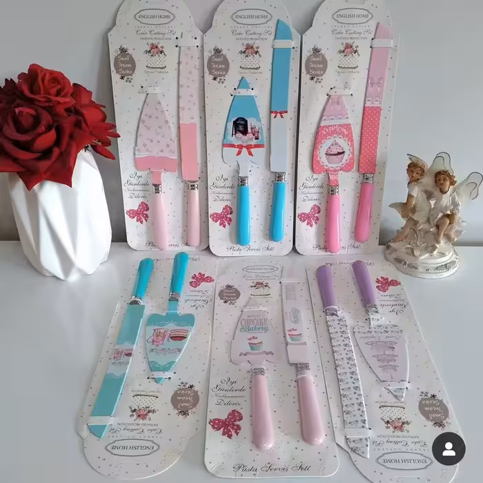 ست کارد و کفگیر کیک فلزی طرحدار