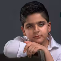 بهترین هدیه.تم پرتره اتلیه مناسب جایگزین کردن عکس ارسالی شما