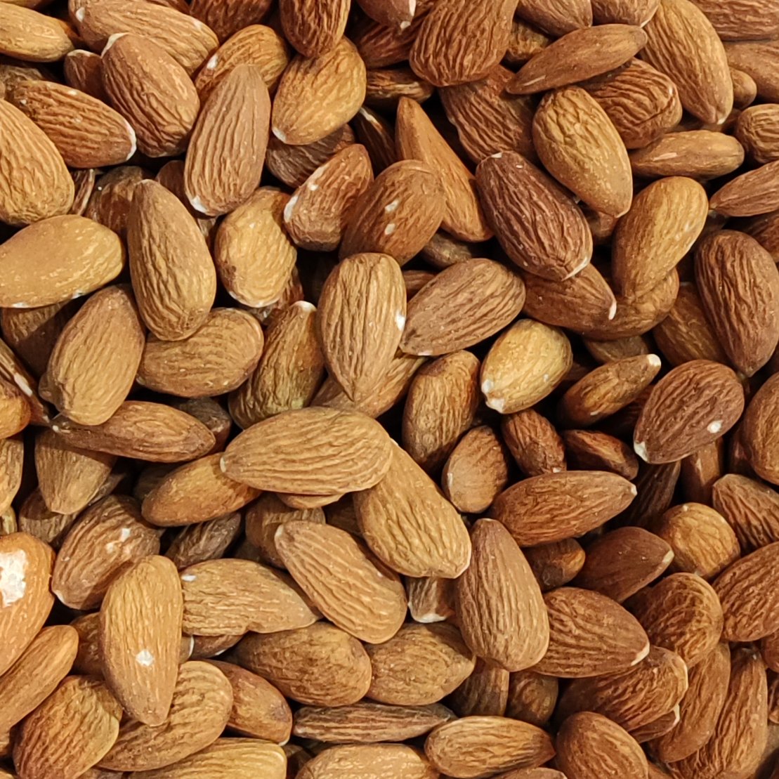مغز بادام(دو کیلو)