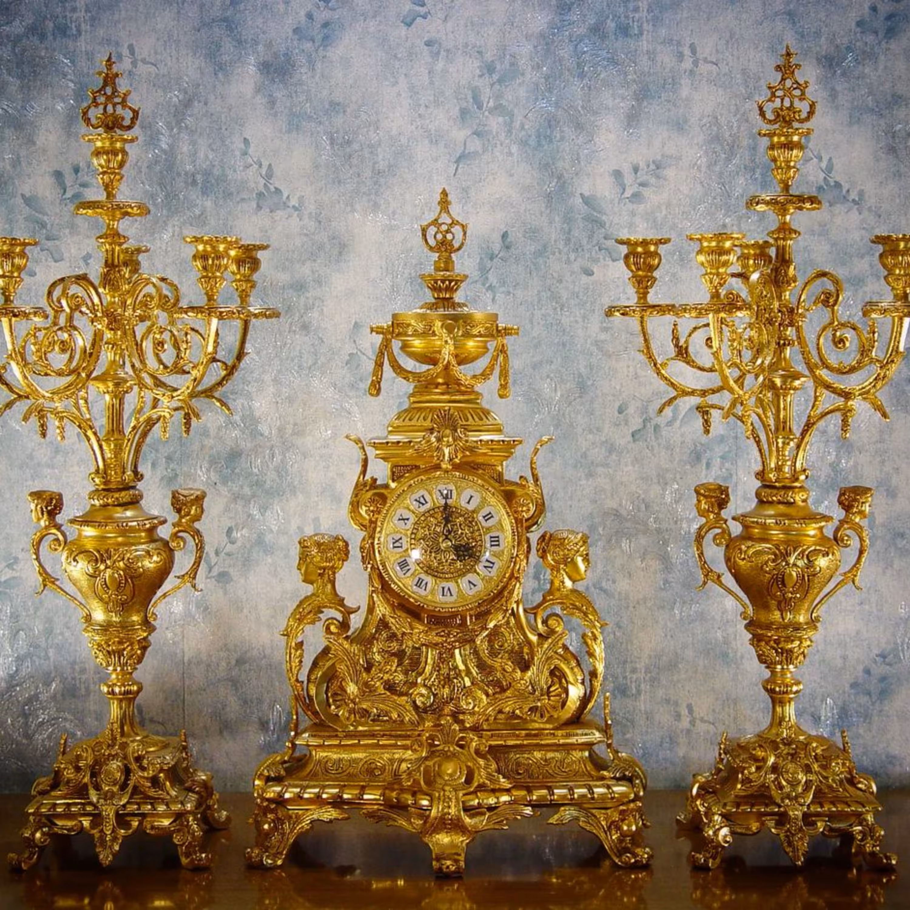 ست ساعت و شمعدان  فرانسه بزرگ  (باربری - پس کرایه )