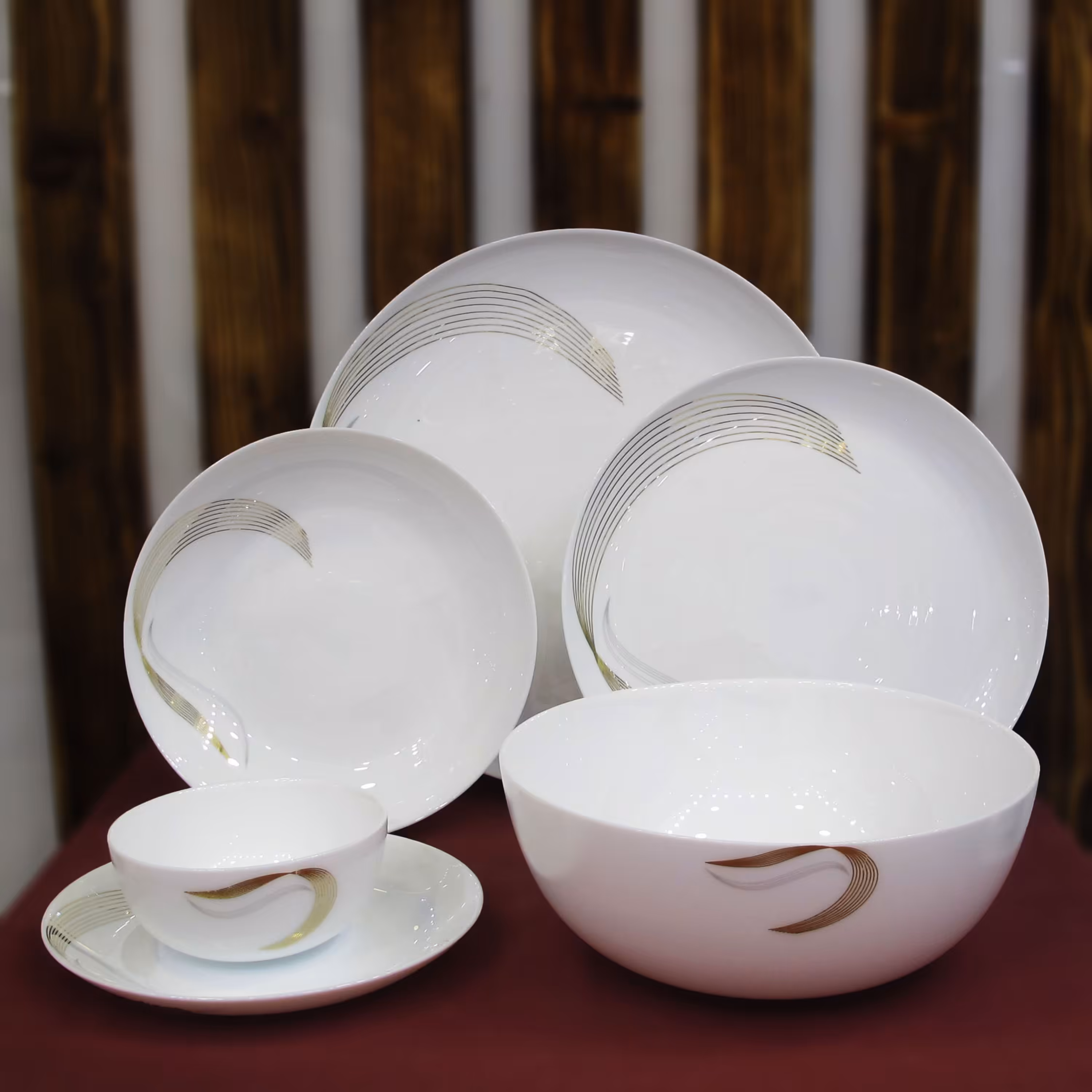 سرویس ارکوپال 6 نفره 26 پارچه گلدن اپال طرح شمل