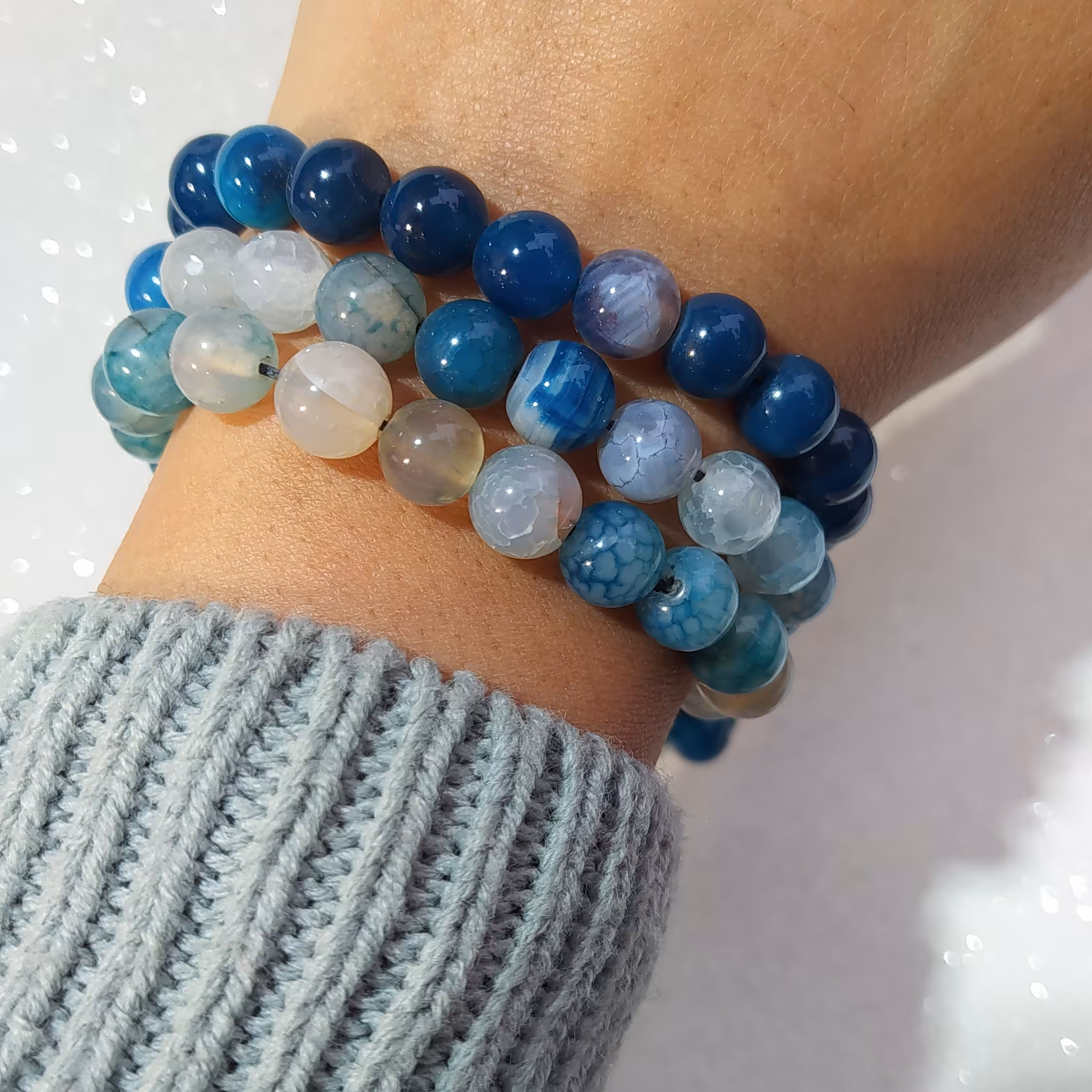 دستبند سنگ عقیق (رنگ ثابت با نخ تسبیح محکم)