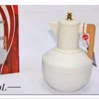 فلاسک 1 لیتر مارک رد چری سفارش امارات شیشه قرمز با کیفیتی عالی در رنگ سفید  لطفاً قبل از خرید موجودی بگیرید  