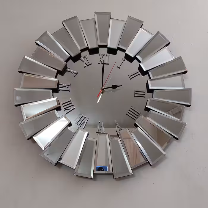 ساعت دیواری آینه ای خورشیدی کوچک سیلور